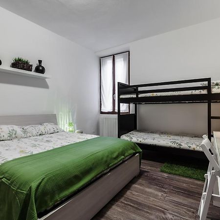 Stayeasy Fara12 - Central Station & Downtown Walking Distance Milan Exterior photo