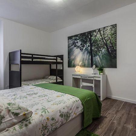 Stayeasy Fara12 - Central Station & Downtown Walking Distance Milan Exterior photo